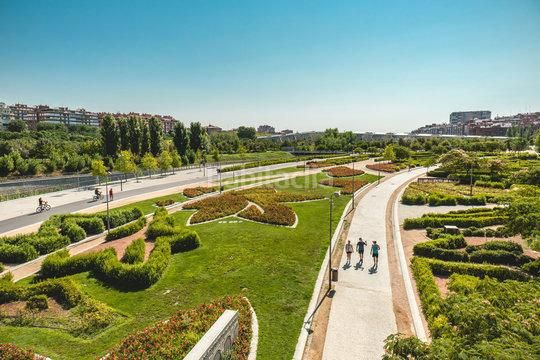 Foto 7857c477-0285-41ed-814e-c41b2dcba52c. Local comercial a Imperial Madrid