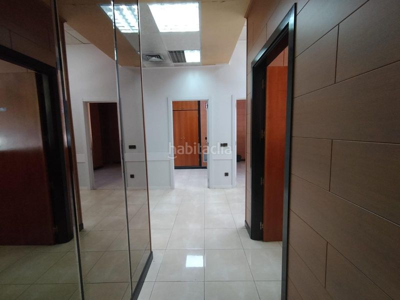 Foto f4e70518-d8c2-4bec-a5a0-b0ea843444ad. Local comercial a Imperial Madrid
