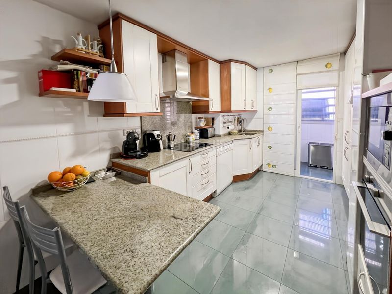 Foto 0c032253-feb5-4fd5-a206-da73440b4212. Piso magnifica y luminosa vivienda exterior en distrito retiro, parque de roma. en Madrid