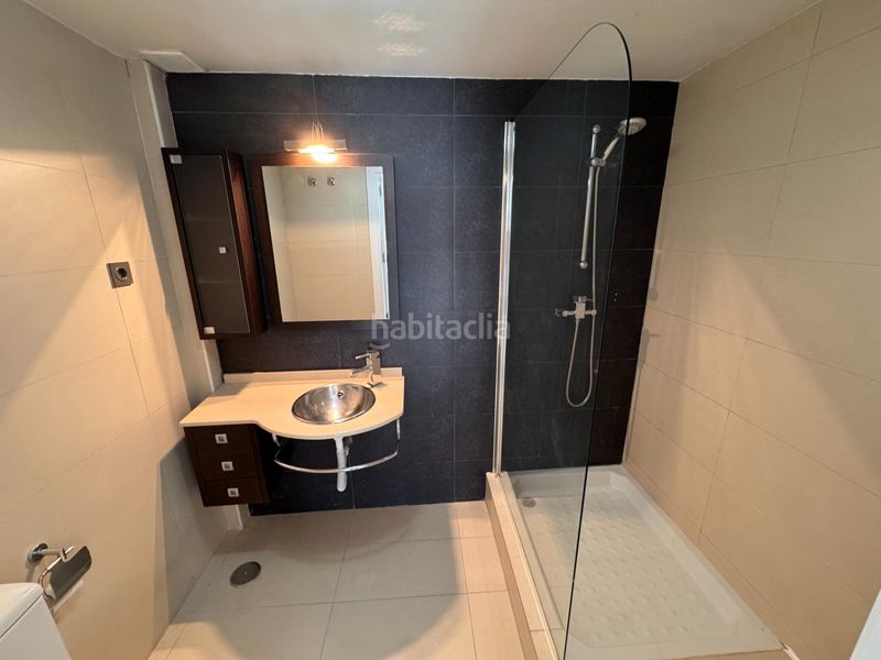 Foto b014333a-1b8a-434b-adbe-4591c7e21c1e. Loft mit parking in Villaverde Alto Madrid