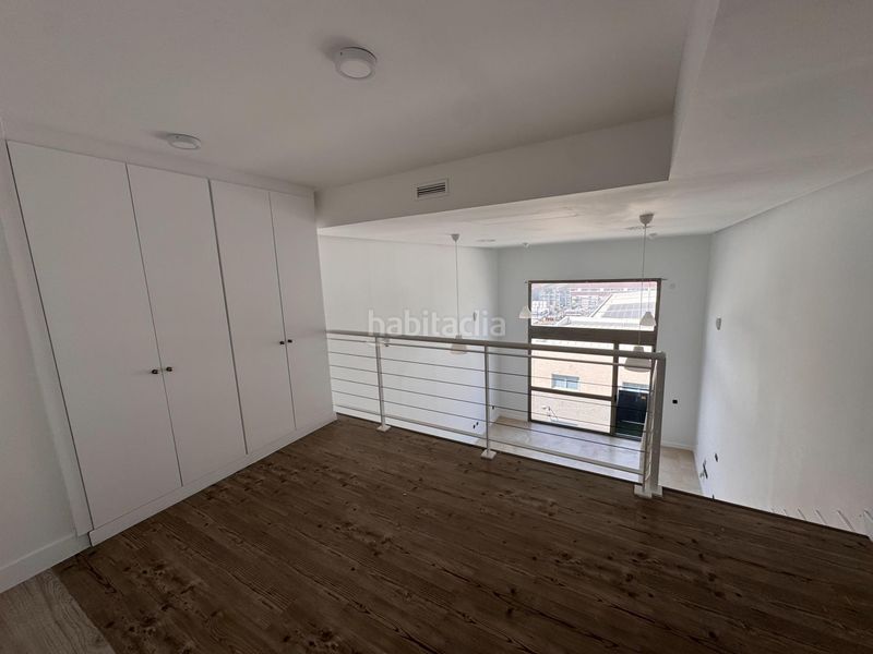 Foto b3f16386-9702-4ed6-9ea0-28649c700677. Loft mit parking in Villaverde Alto Madrid