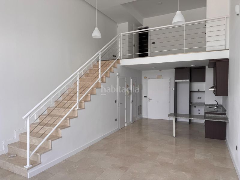 Foto d5127b8b-ec53-4ec3-b11f-30038178e7d2. Loft mit parking in Villaverde Alto Madrid