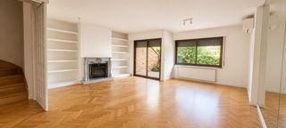 Rent Towny house  Calle yuca. Espectacular chalet pareado  5 dorm. en alquiler