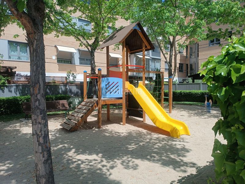 Foto 22d1cd61-2d8f-4fed-bc43-866eef39ba25. Appartamento con riscaldamento parcheggio piscina in Madrid