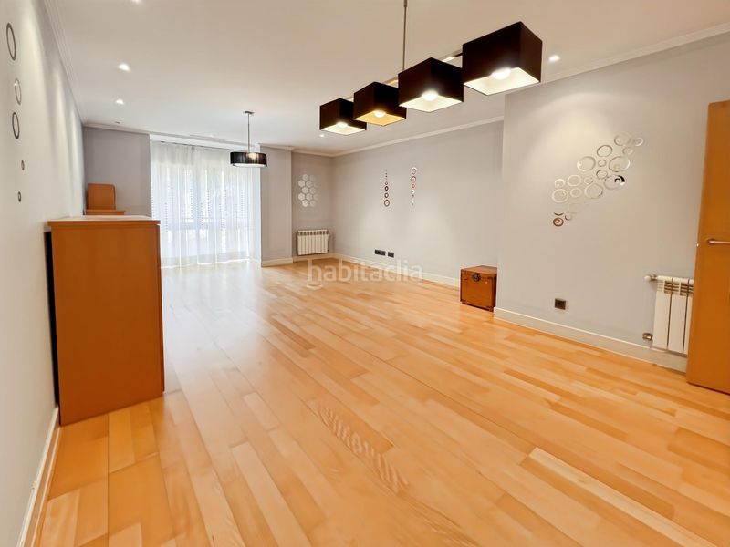 Foto 445c4d8a-7f52-43aa-baaa-9b9ca6128660. Appartamento con riscaldamento parcheggio piscina in Madrid