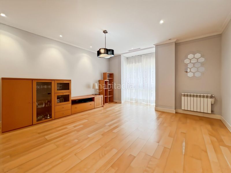 Foto 7c344ef8-b17a-498c-8d48-2fccbe2c568a. Appartamento con riscaldamento parcheggio piscina in Madrid