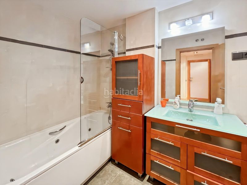 Foto f9adff86-5d68-4d97-9554-553414807918. Appartamento con riscaldamento parcheggio piscina in Madrid