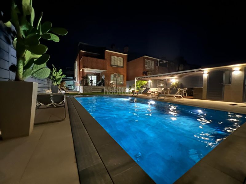 Foto 022c15cf-7dcd-4a50-aeff-ac333f25e142. Casa amb calefacció aparcament piscina a Centro Rivas - Vaciamadrid