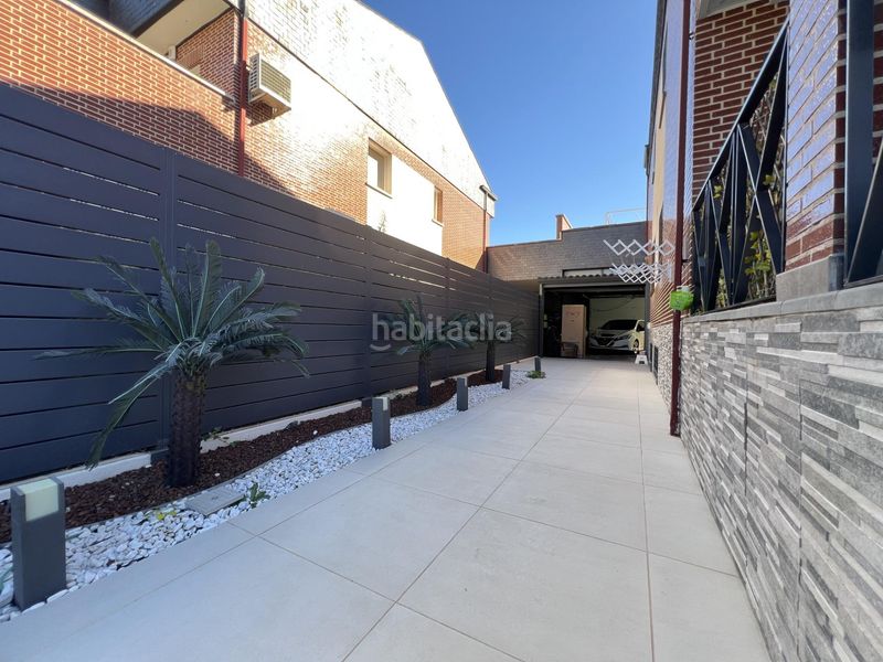 Foto 10c4fa3b-b6ed-4a8c-a64d-7ca1d8b168e7. Casa amb calefacció aparcament piscina a Centro Rivas - Vaciamadrid