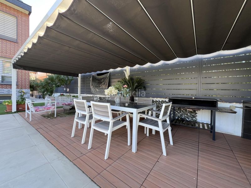 Foto e9623b91-123f-46a4-9dc4-ff3ea3cc4db8. Casa amb calefacció aparcament piscina a Centro Rivas - Vaciamadrid
