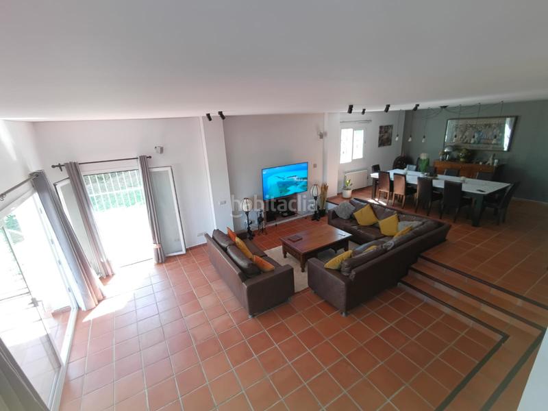 Foto b132502d-5d9c-4f42-b62b-09b26b9f2d64. Chalet excelente villa independiente . en Sotogrande alto Sotogrande
