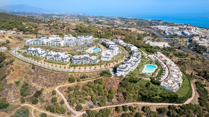 Foto a880e339-30b2-48ad-abdd-156dcde796da. Piccolo appartamento con parcheggio piscina in altos de Estepona Estepona