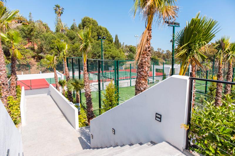 Foto a9e67364-bc51-406b-af61-b1ff51ecb78c. Piccolo appartamento con parcheggio piscina in altos de Estepona Estepona