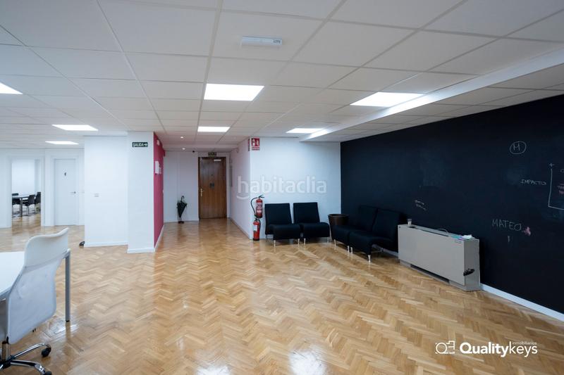 Foto 08e62a10-61d5-494f-833e-ae4c0149c30c. Büro mit heizung in Prosperidad Madrid