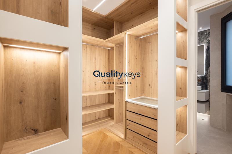 Foto 58e8e069-c468-4fad-8ca0-1c9c7e602a39. Ático  a estrenar con calidades de lujo en Recoletos en Madrid