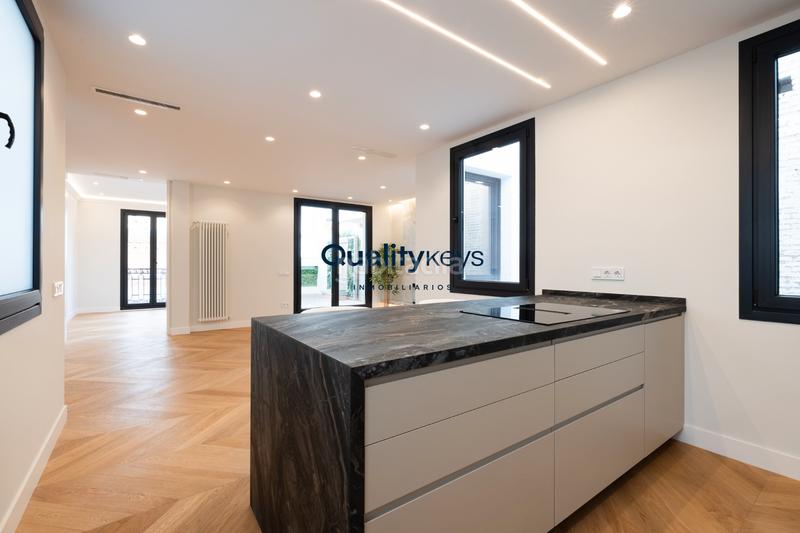 Foto b4ea49ec-7ac8-4ca9-ac6b-eadfd94c572b. Ático  a estrenar con calidades de lujo en Recoletos en Madrid