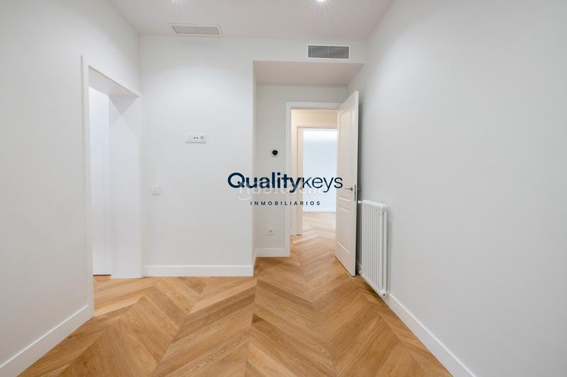 Foto ddb9e8e3-8434-423a-b907-3475cd06dc0e. Ático  a estrenar con calidades de lujo en Recoletos en Madrid