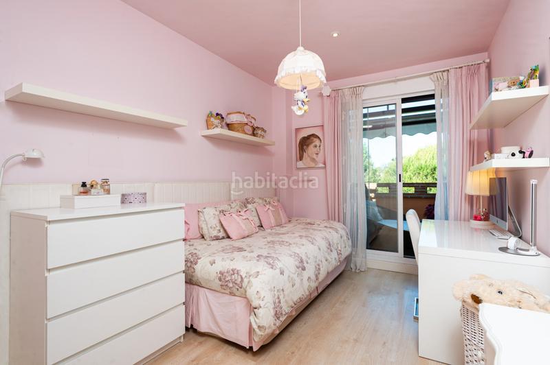 Foto 415ca102-2a23-4537-a56a-2ed383aa00ba. Appartement mit parking pool in La Carolina - Guadalpín Marbella