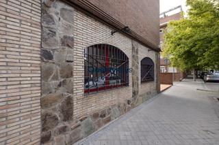 Local Comercial en Avenida Séptima 48