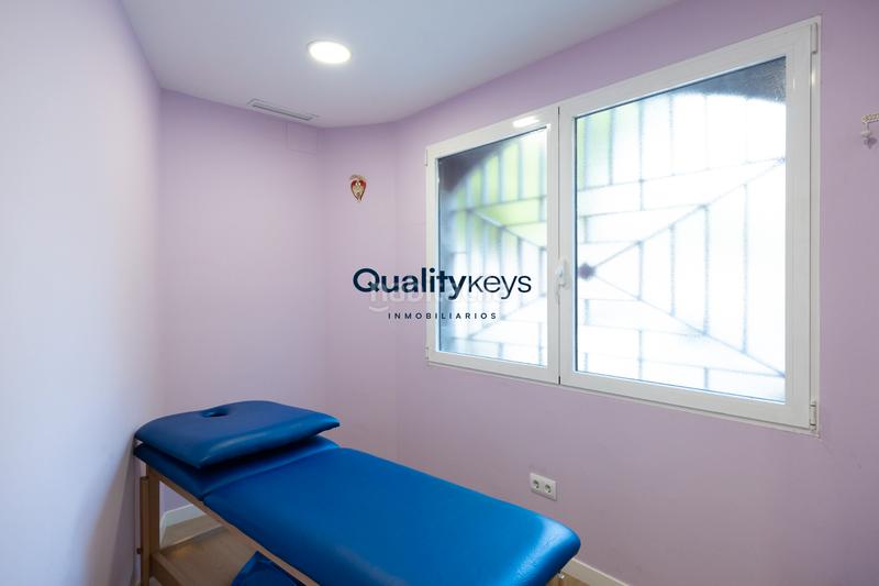 Foto da72cb70-ff38-4673-8a6c-a1f70fe681dd. Locale commerciale in avenida séptima 48 in Rejas Madrid