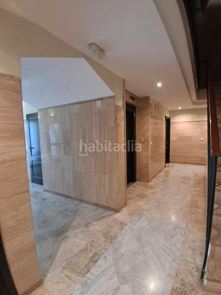 Foto 3b71a0ed-d5f1-47a2-8a6e-6e8e972cd42b. Lloguer apartament amb aparcament piscina a Puerto Banús Marbella