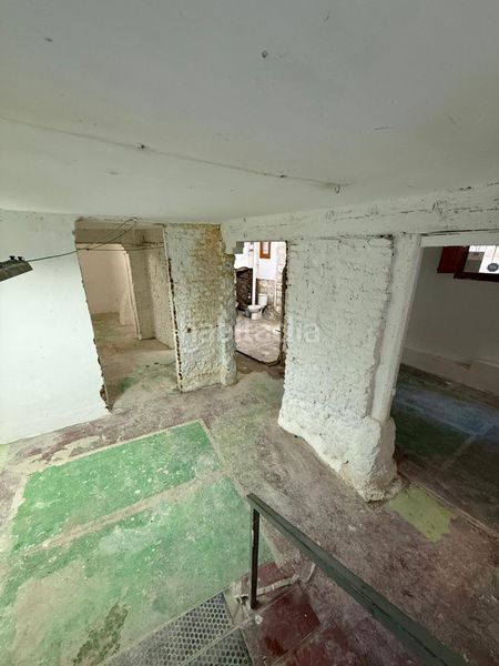 Foto 411ef83b-61dc-4500-b856-81ee2357e8b9. Local comercial a Cortes-Huertas Madrid