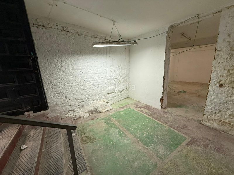 Foto a3a55969-6803-426a-92e6-2c8a1eca1cc0. Local comercial a Cortes-Huertas Madrid