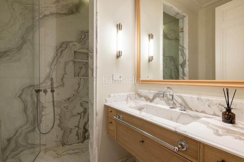 Foto e30d09c7-70a2-436c-8def-86e4d2135612. Piso exclusiva vivienda a estrenar en la calle fuencarral en Madrid