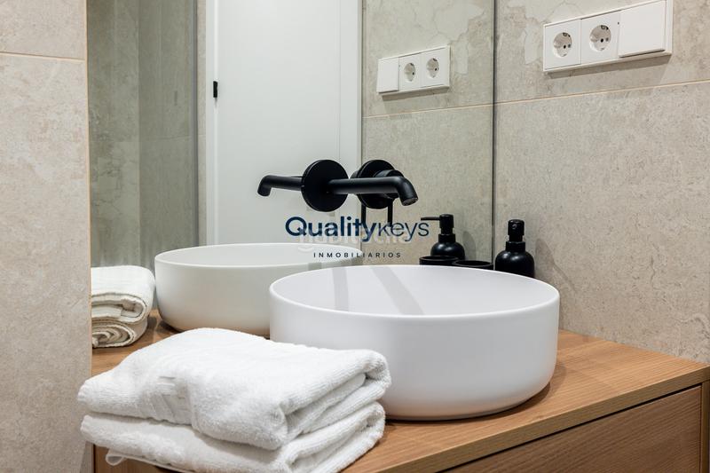 Foto 00fc6579-9b24-4479-ba05-cfaa147d6201. Oficina excelente oficina en Almagro en Almagro Madrid