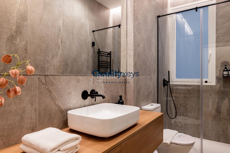 Foto 1942b662-6deb-4156-8c9f-735d63c29928. Oficina excelente oficina en Almagro en Almagro Madrid