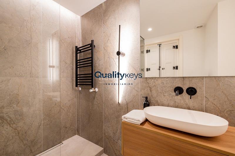 Foto e87188d2-27c7-4122-9ac0-60bad68f501c. Oficina excelente oficina en Almagro en Almagro Madrid