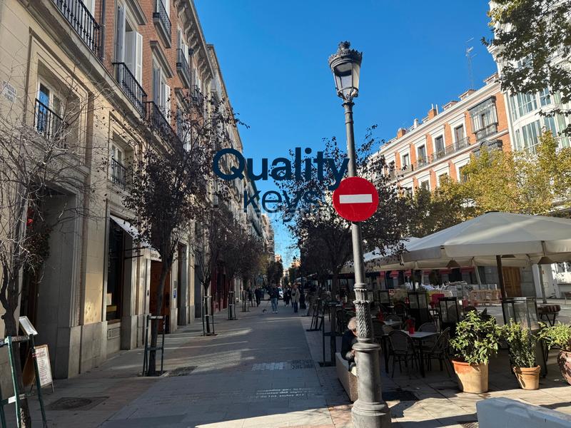 Foto 9d8a1752-14f8-404c-964c-f810189b1c5b. Flat with heating in Cortes-Huertas Madrid