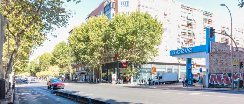 Foto cd19d70f-e1a6-4731-ae0f-932581c809de. Business premise in Pacífico Madrid