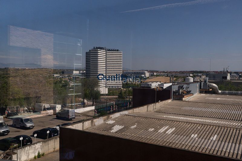 Foto 042860e8-9aa2-4ad5-bb43-4b8e8a7cfb81. Büro mit heizung in Zona Industrial Alcobendas