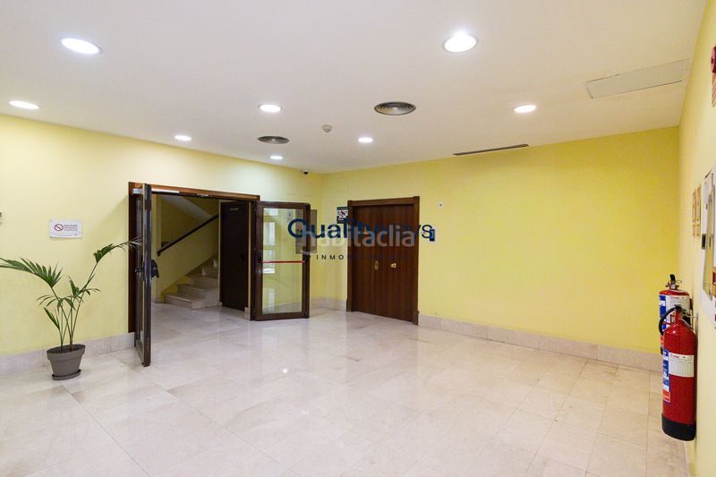 Foto 2f22a675-9444-4041-ba41-d5d136b7e01c. Büro mit heizung in Zona Industrial Alcobendas