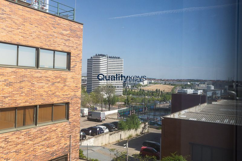 Foto 8a003172-dab0-4e42-94a6-f42fa13d252b. Büro mit heizung in Zona Industrial Alcobendas
