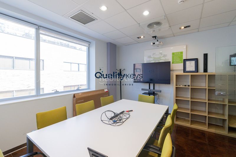 Foto e6b9b5e8-29a3-435b-b5b6-6c2cf2f80df6. Büro mit heizung in Zona Industrial Alcobendas