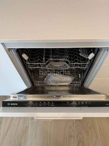 Foto 39d5875d-3903-4b63-a75b-47097516ebc5. Rent flat with heating pool in Valdebebas - Valdefuentes Madrid