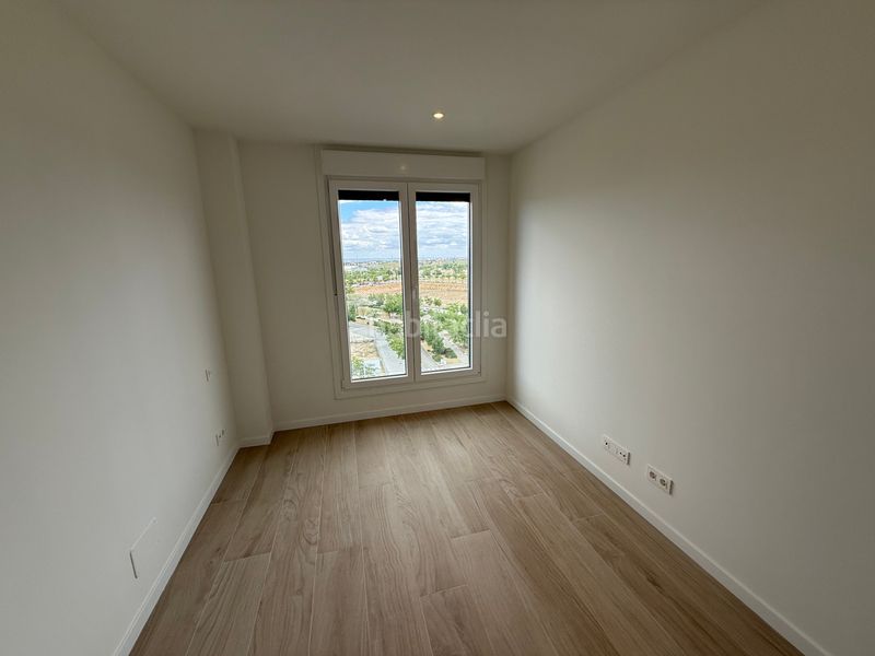 Foto e1582f3a-e481-4b0c-9627-39995f62994e. Rent flat with heating pool in Valdebebas - Valdefuentes Madrid