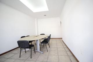 Miete Büro in De los majuelos, 9. Oficina en alquiler en torre laguna, 4 dormitorios.