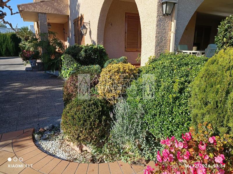 Foto c8044603-1fe6-4580-9237-3cb3cc589c25. Chalet with fireplace pool in Madrigal Villarreal / Vila - real