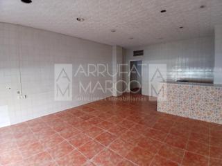 Lloguer Local Comercial en Ensanche - Parque del Oeste. Inmueble en alquiler castell