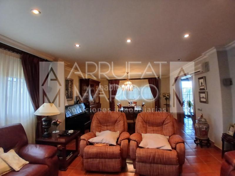 Foto 6a90ce72-2d5e-4bce-9841-0196bd3913bc. Xalet a Playa Burriana