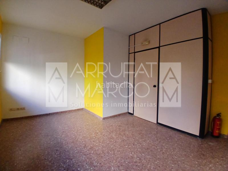 Foto 0a55fc0f-422b-45c6-90ce-0567a20e293e. Lloguer oficina a Piscinas Villarreal / Vila - real