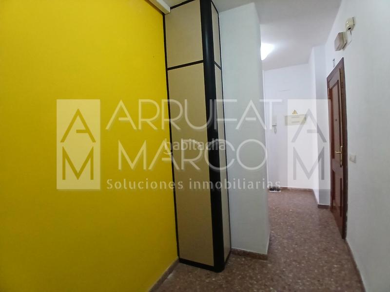 Foto e0e33176-58e2-4747-bb12-8b2c74902177. Lloguer oficina a Piscinas Villarreal / Vila - real
