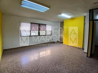 Location Bureau à Piscinas. Inmueble en alquiler en vila-real