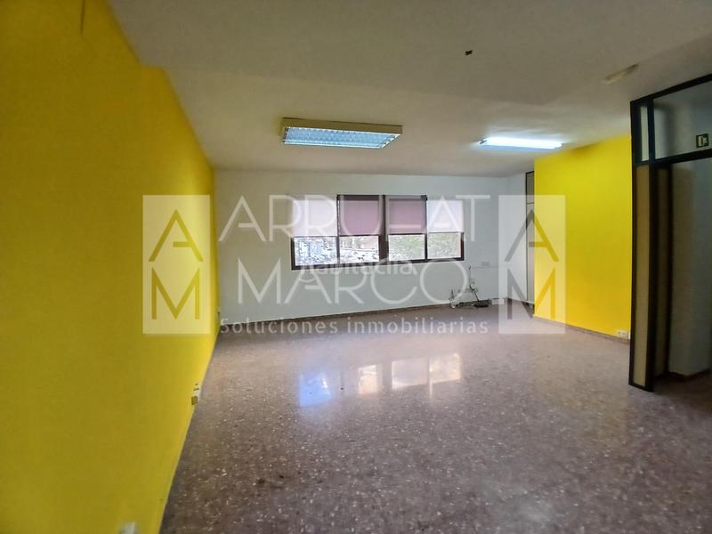 Foto d8cc4540-ae3a-402c-a423-f5e1ed683816. Miete büro in Piscinas Villarreal / Vila - real