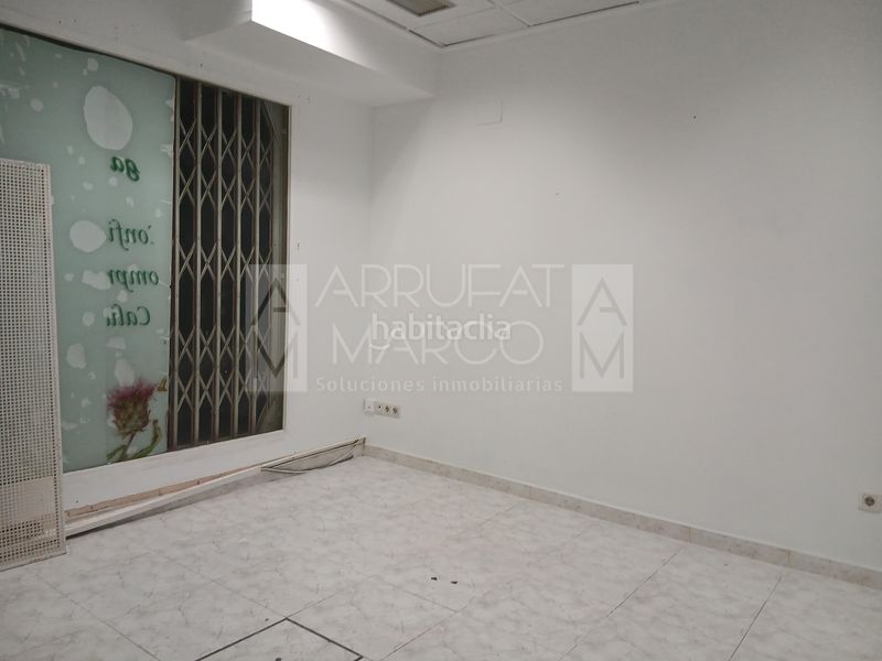 Foto fa2cc15d-a418-4184-b681-ee8e7873399c. Local comercial a Centro Villarreal / Vila - real