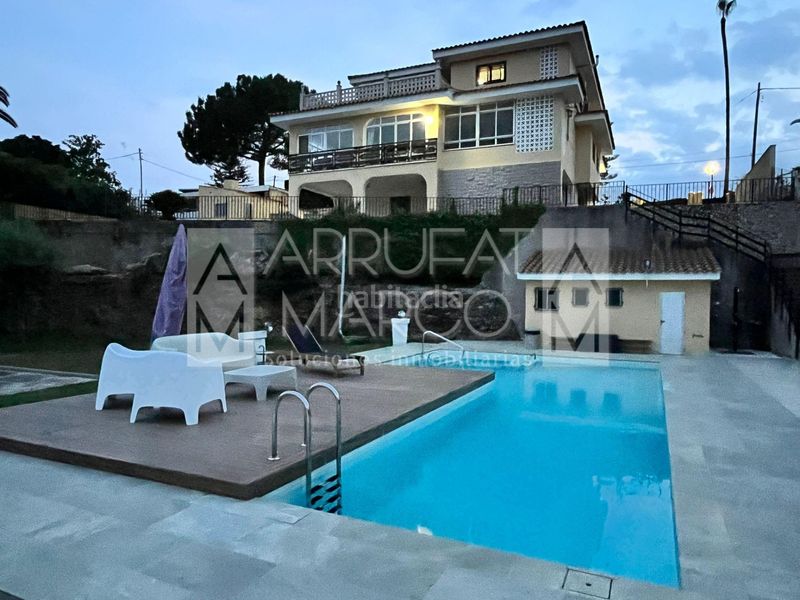 Foto 6979aed9-c99a-4310-92b8-0706ce28fb96. Xalet amb aparcament piscina a Madrigal Villarreal / Vila - real