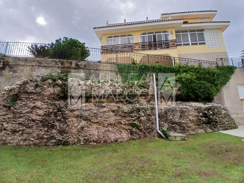 Foto f8655fa7-d07d-4e67-bf43-2ac24ee470eb. Xalet amb aparcament piscina a Madrigal Villarreal / Vila - real
